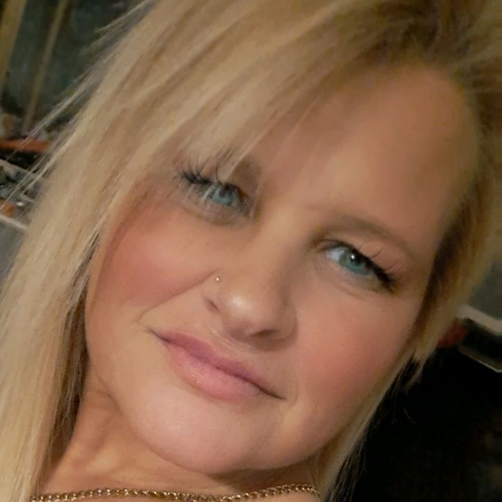 nikki_19742